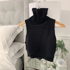 3/30$🤍SILENCE+NOISE | Black sleeveless turtleneck crop M
